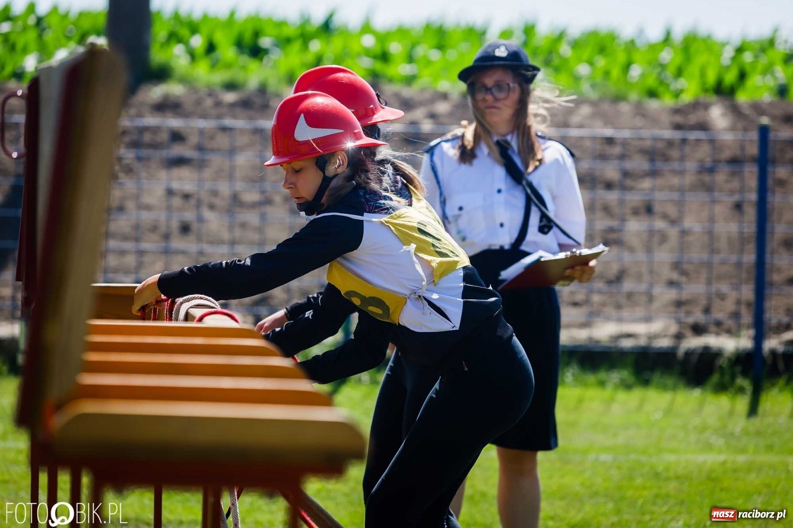 Zdjęcie w galerii na portalu naszraciborz.pl: Gminne zawody OSP. Trzy trofea dla Krzanowic, jedno dla Borucina [FOTO i WIDEO] wiadomości z regionu