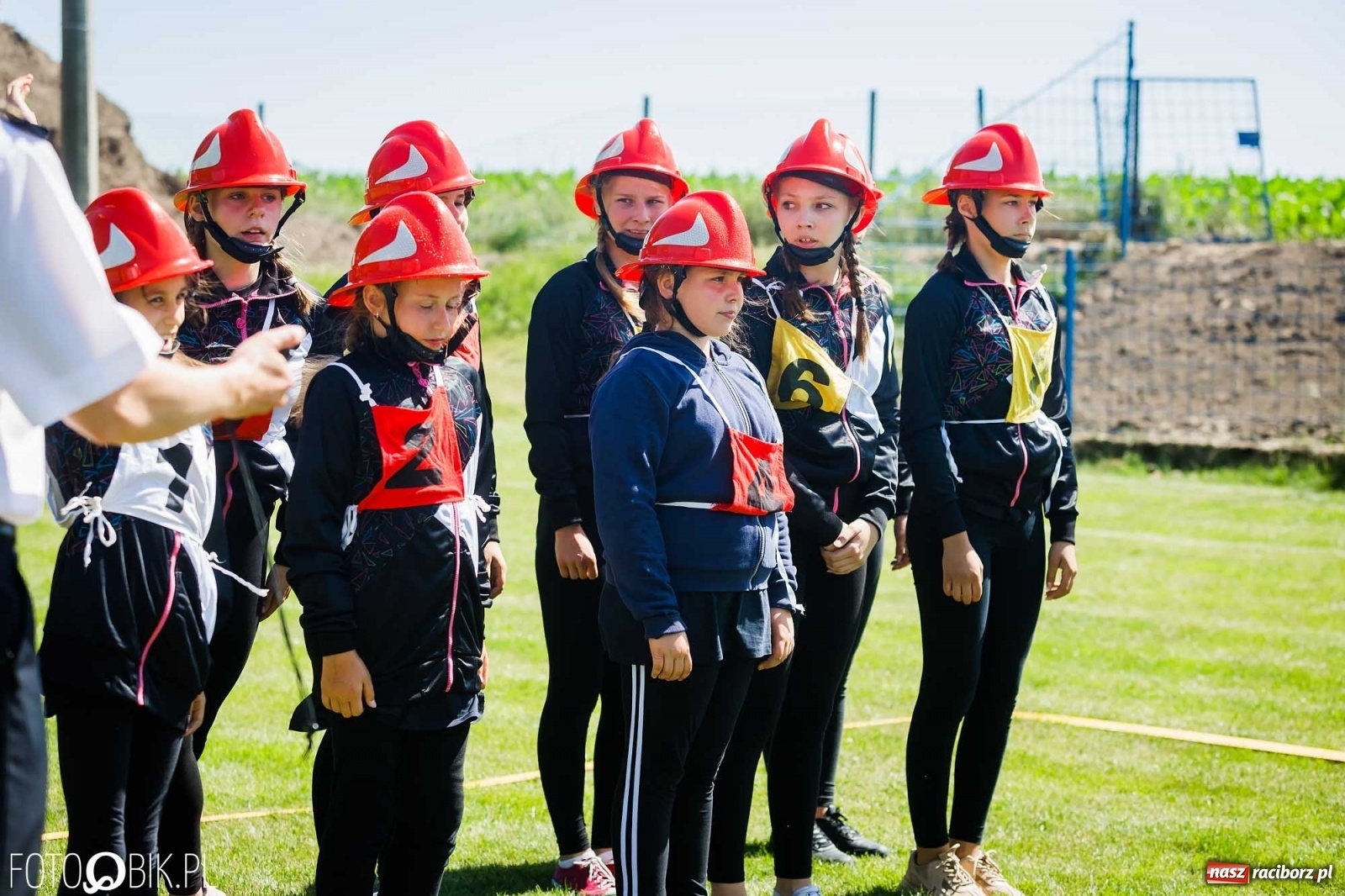 Zdjęcie w galerii na portalu naszraciborz.pl: Gminne zawody OSP. Trzy trofea dla Krzanowic, jedno dla Borucina [FOTO i WIDEO] wiadomości z regionu