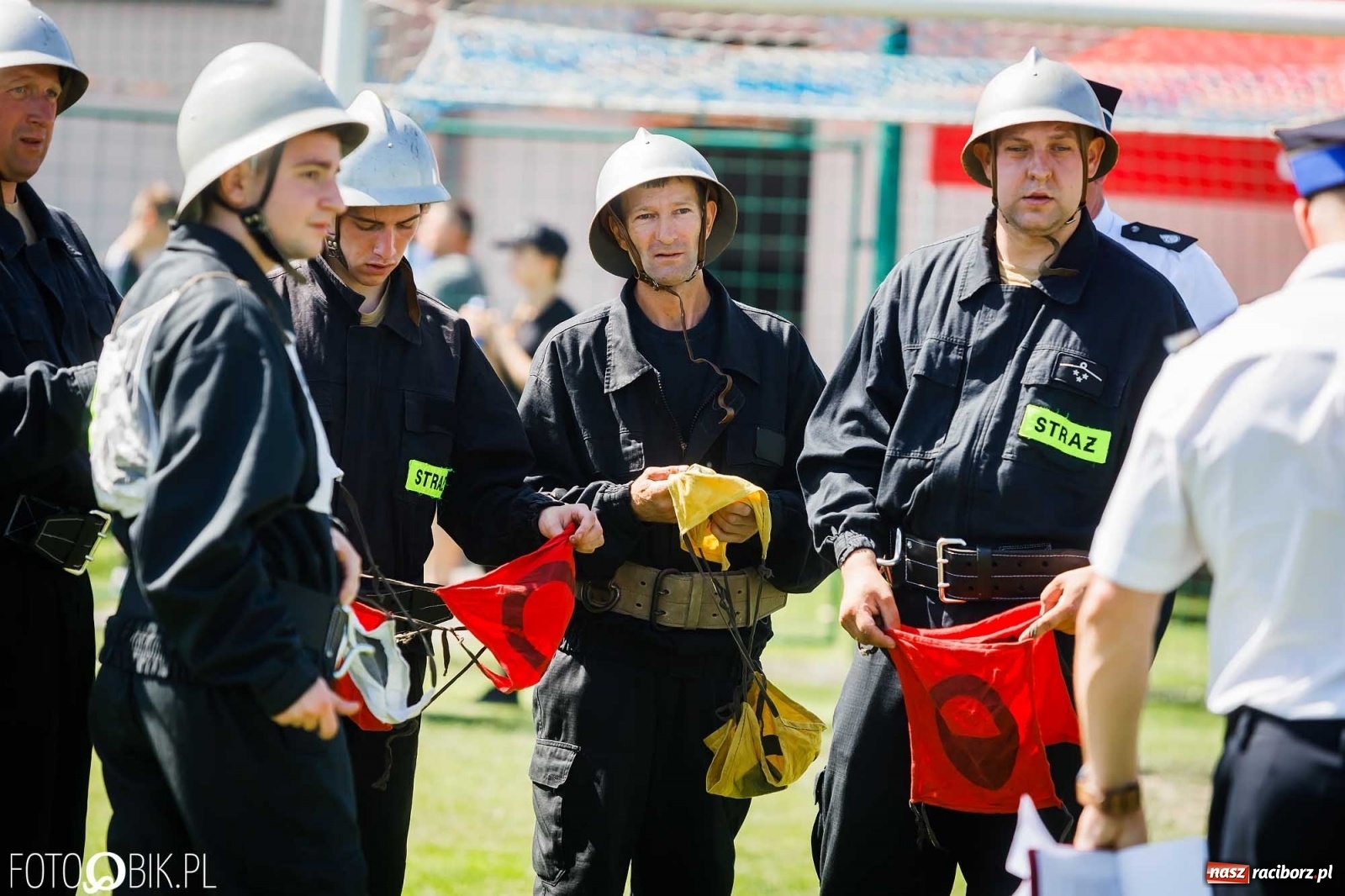 Zdjęcie w galerii na portalu naszraciborz.pl: Gminne zawody OSP. Trzy trofea dla Krzanowic, jedno dla Borucina [FOTO i WIDEO] wiadomości z regionu