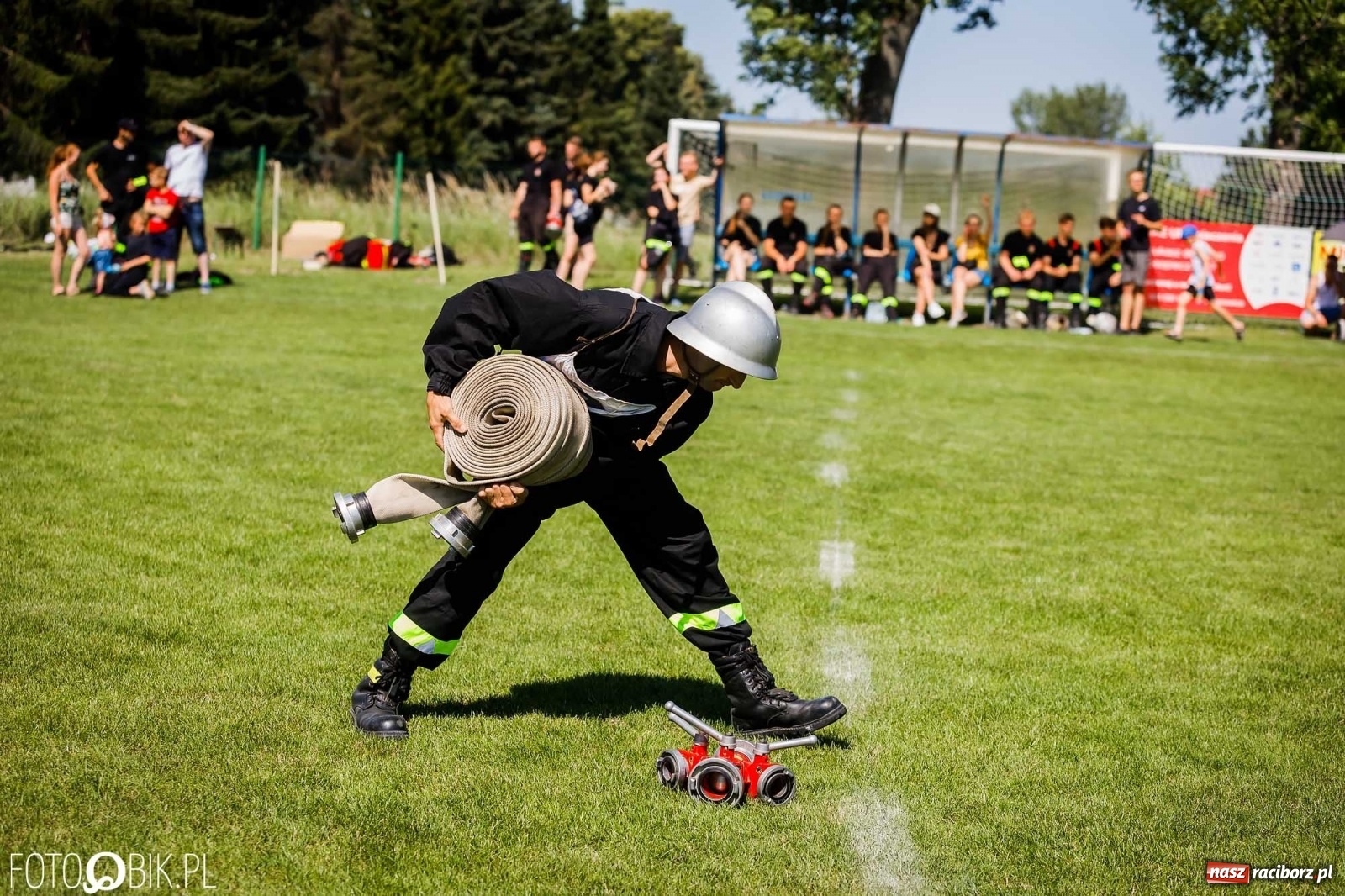 Zdjęcie w galerii na portalu naszraciborz.pl: Gminne zawody OSP. Trzy trofea dla Krzanowic, jedno dla Borucina [FOTO i WIDEO] wiadomości z regionu