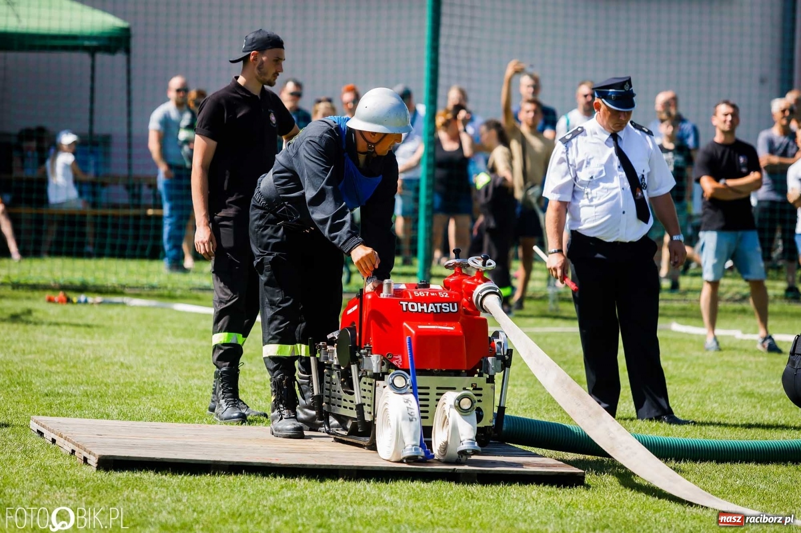 Zdjęcie w galerii na portalu naszraciborz.pl: Gminne zawody OSP. Trzy trofea dla Krzanowic, jedno dla Borucina [FOTO i WIDEO] wiadomości z regionu