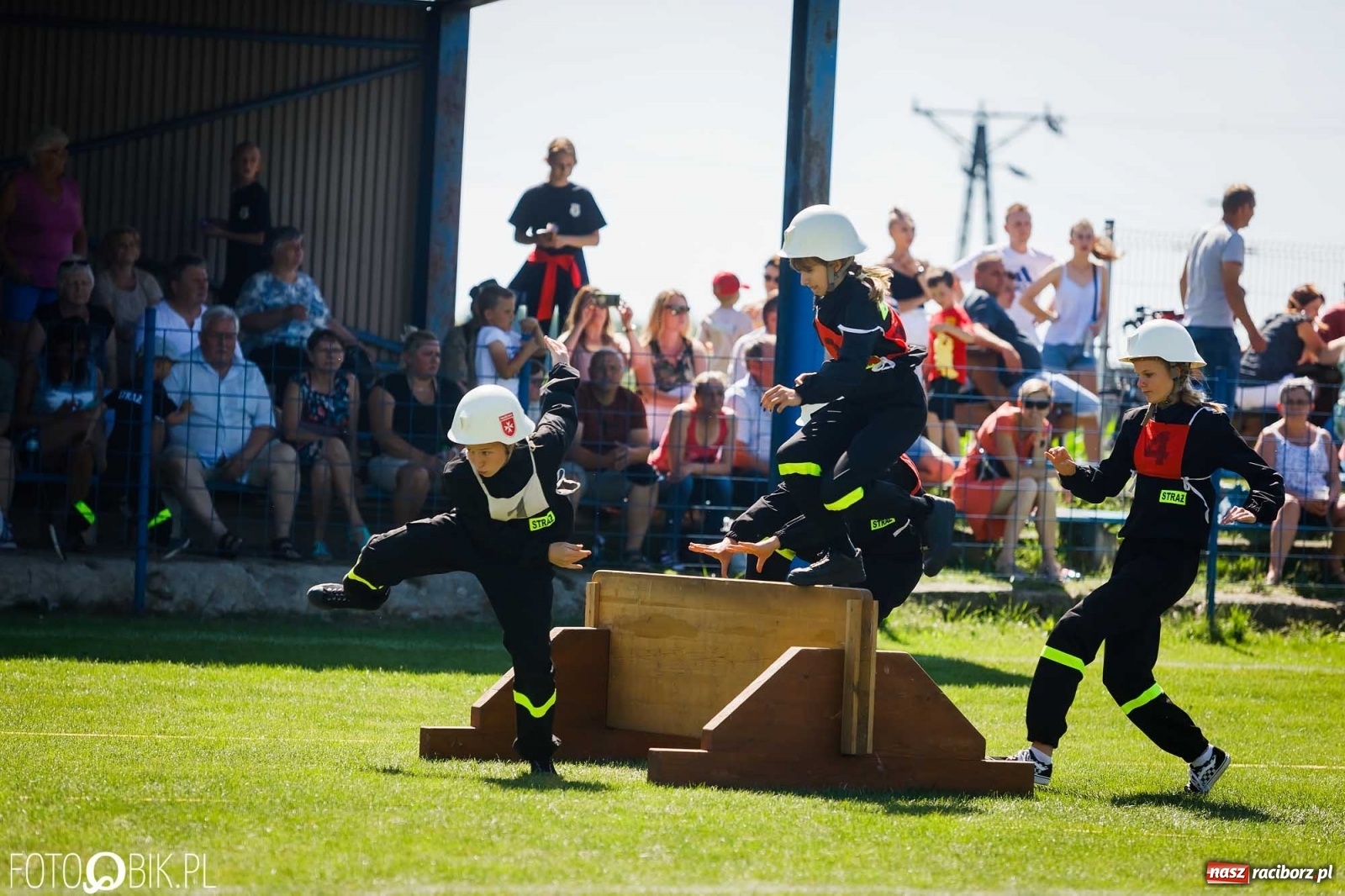 Zdjęcie w galerii na portalu naszraciborz.pl: Gminne zawody OSP. Trzy trofea dla Krzanowic, jedno dla Borucina [FOTO i WIDEO] wiadomości z regionu