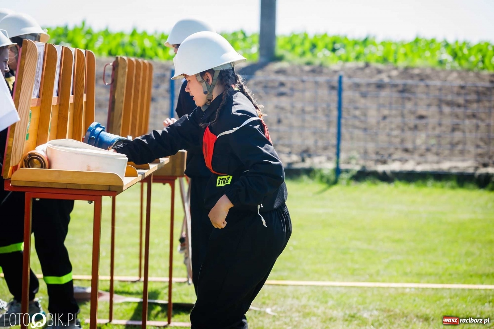 Zdjęcie w galerii na portalu naszraciborz.pl: Gminne zawody OSP. Trzy trofea dla Krzanowic, jedno dla Borucina [FOTO i WIDEO] wiadomości z regionu