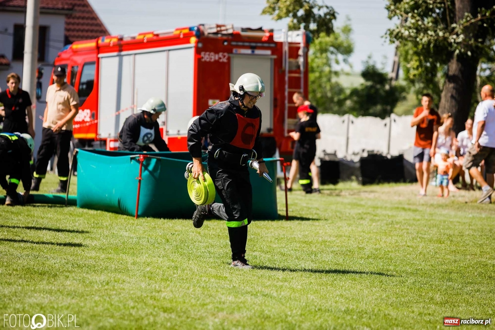 Zdjęcie w galerii na portalu naszraciborz.pl: Gminne zawody OSP. Trzy trofea dla Krzanowic, jedno dla Borucina [FOTO i WIDEO] wiadomości z regionu
