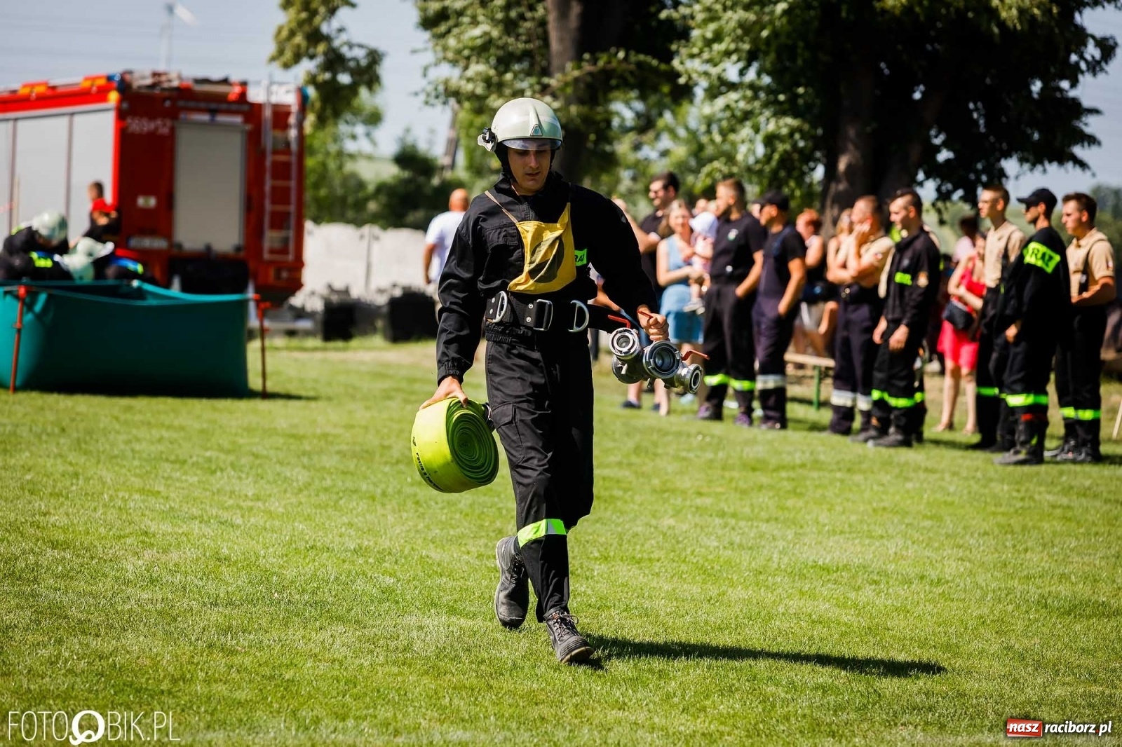 Zdjęcie w galerii na portalu naszraciborz.pl: Gminne zawody OSP. Trzy trofea dla Krzanowic, jedno dla Borucina [FOTO i WIDEO] wiadomości z regionu