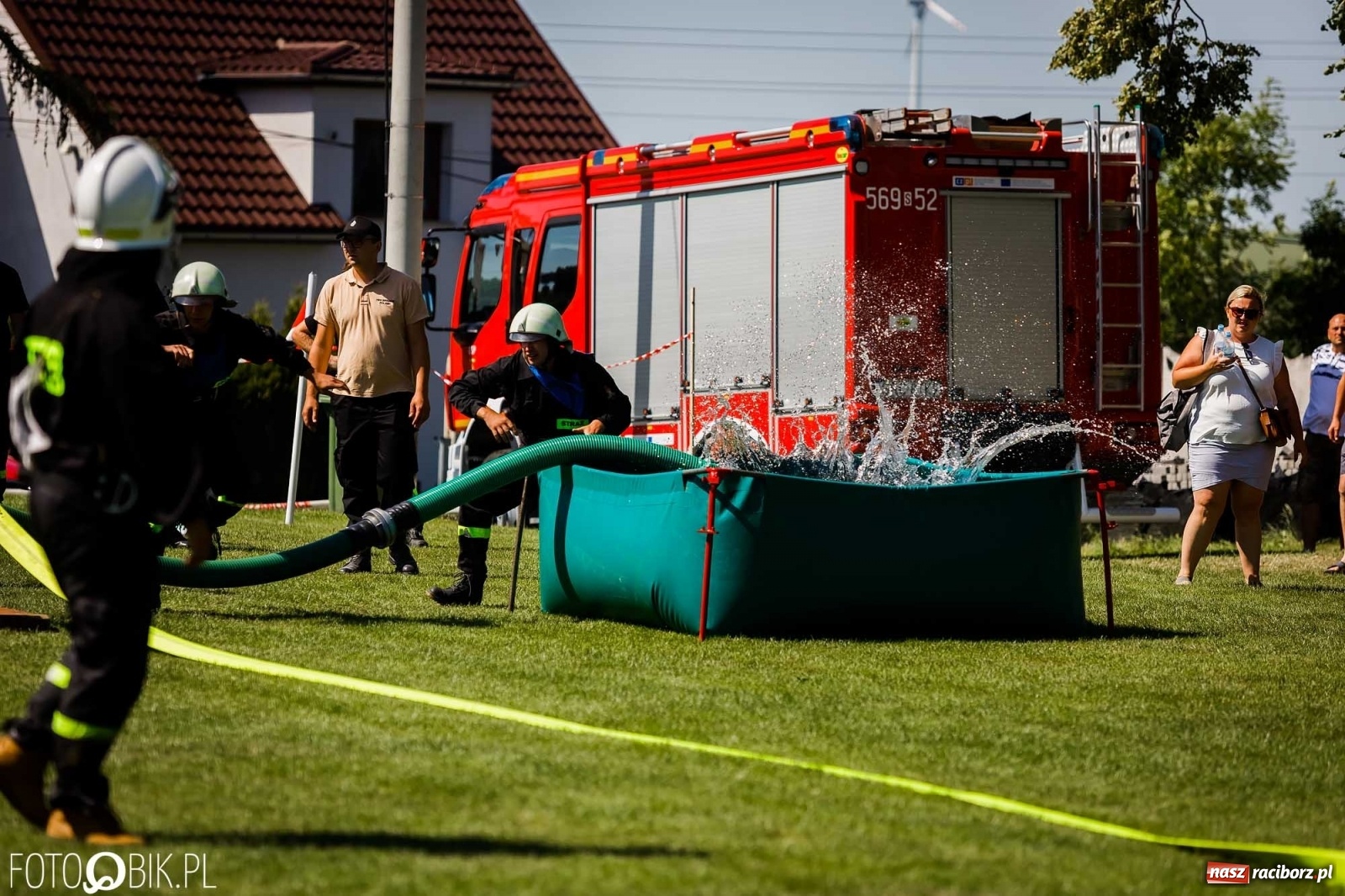Zdjęcie w galerii na portalu naszraciborz.pl: Gminne zawody OSP. Trzy trofea dla Krzanowic, jedno dla Borucina [FOTO i WIDEO] wiadomości z regionu