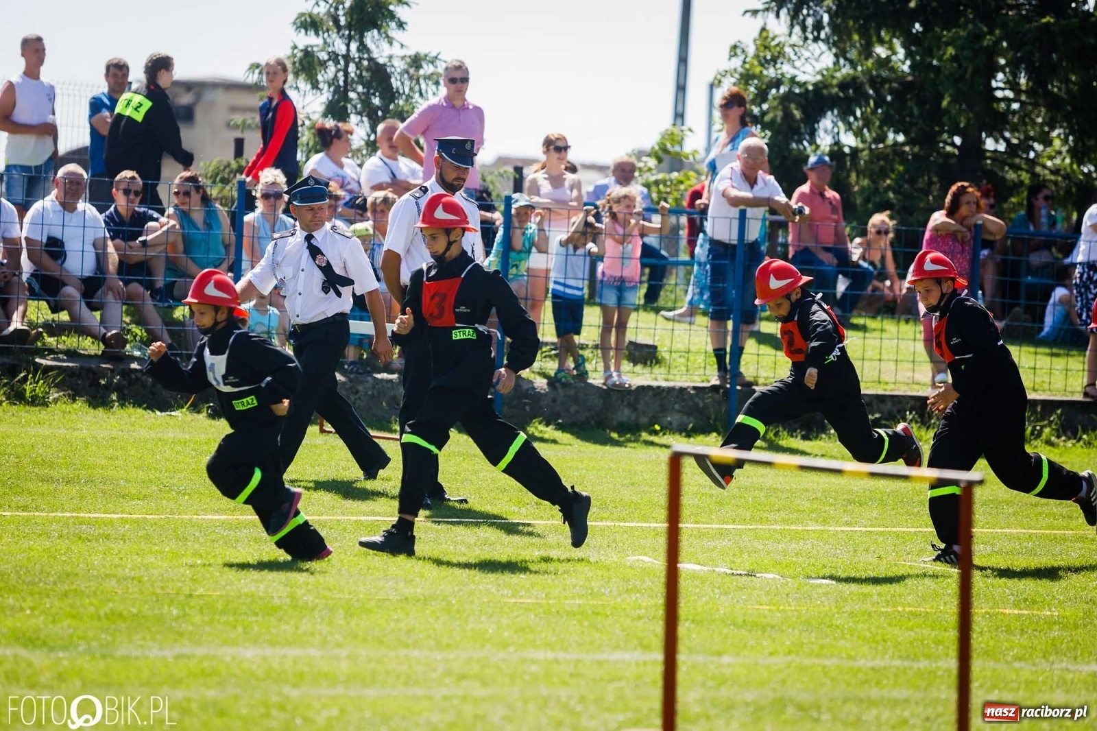 Zdjęcie w galerii na portalu naszraciborz.pl: Gminne zawody OSP. Trzy trofea dla Krzanowic, jedno dla Borucina [FOTO i WIDEO] wiadomości z regionu