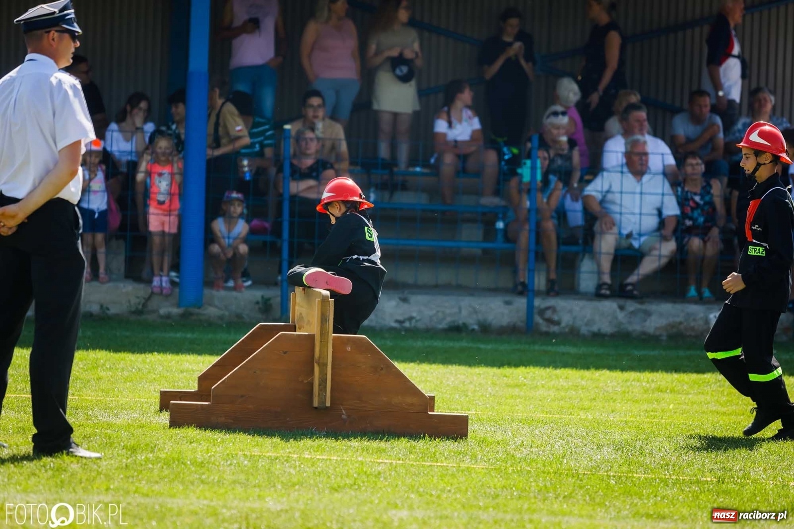 Zdjęcie w galerii na portalu naszraciborz.pl: Gminne zawody OSP. Trzy trofea dla Krzanowic, jedno dla Borucina [FOTO i WIDEO] wiadomości z regionu