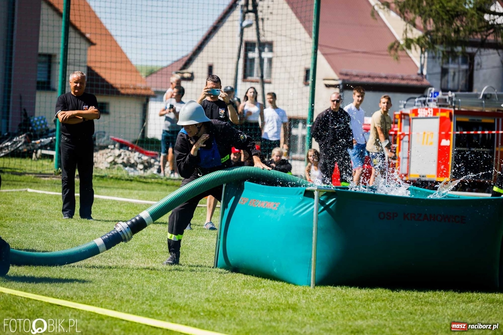 Zdjęcie w galerii na portalu naszraciborz.pl: Gminne zawody OSP. Trzy trofea dla Krzanowic, jedno dla Borucina [FOTO i WIDEO] wiadomości z regionu
