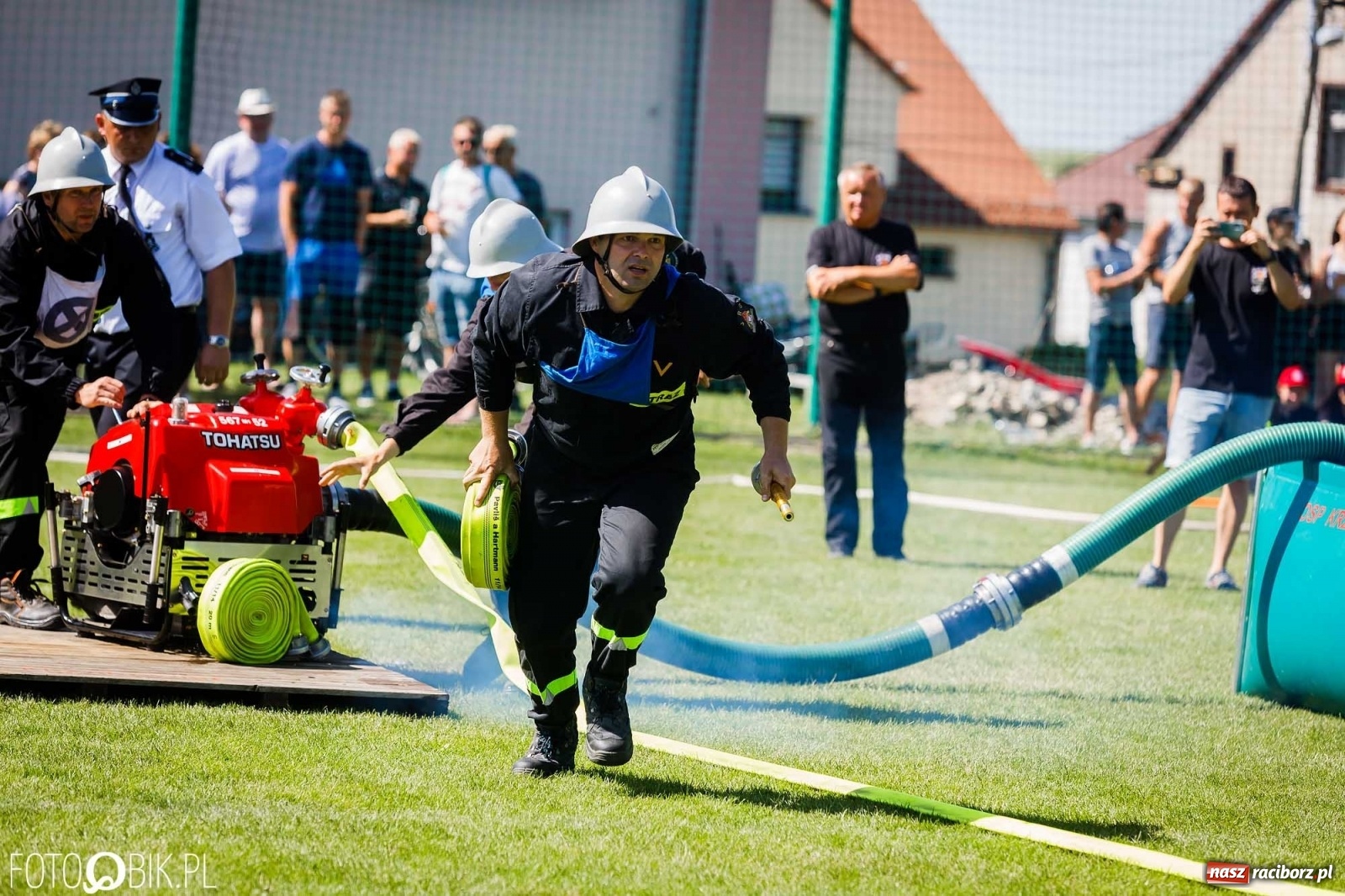 Zdjęcie w galerii na portalu naszraciborz.pl: Gminne zawody OSP. Trzy trofea dla Krzanowic, jedno dla Borucina [FOTO i WIDEO] wiadomości z regionu