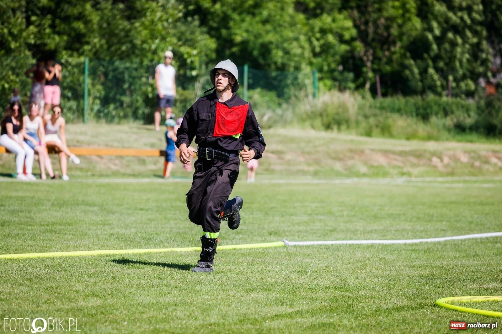 Zdjęcie w galerii na portalu naszraciborz.pl: Gminne zawody OSP. Trzy trofea dla Krzanowic, jedno dla Borucina [FOTO i WIDEO] wiadomości z regionu