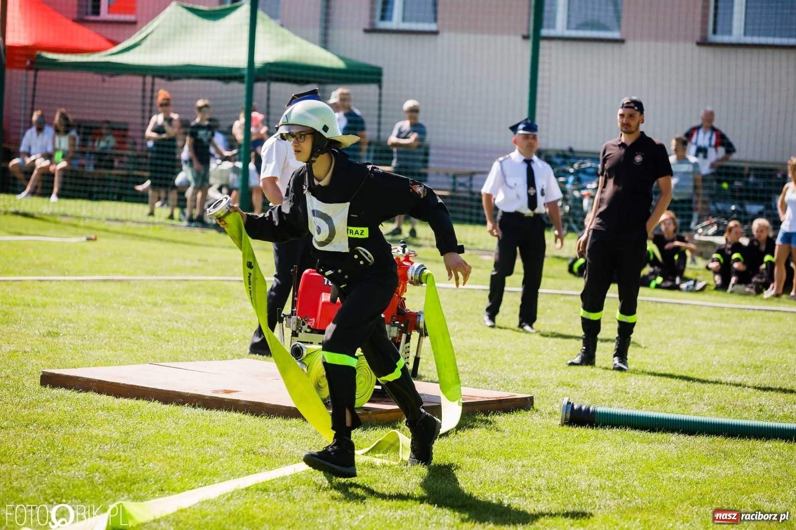 Zdjęcie w galerii na portalu naszraciborz.pl: Gminne zawody OSP. Trzy trofea dla Krzanowic, jedno dla Borucina [FOTO i WIDEO] wiadomości z regionu