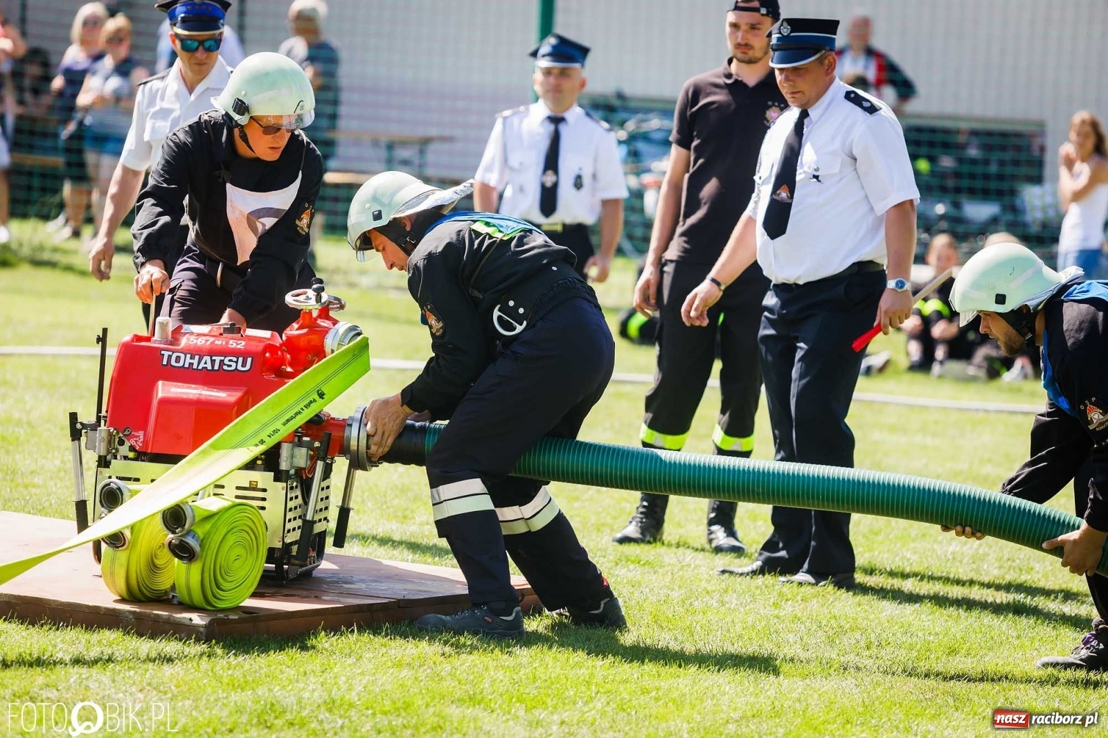 Zdjęcie w galerii na portalu naszraciborz.pl: Gminne zawody OSP. Trzy trofea dla Krzanowic, jedno dla Borucina [FOTO i WIDEO] wiadomości z regionu