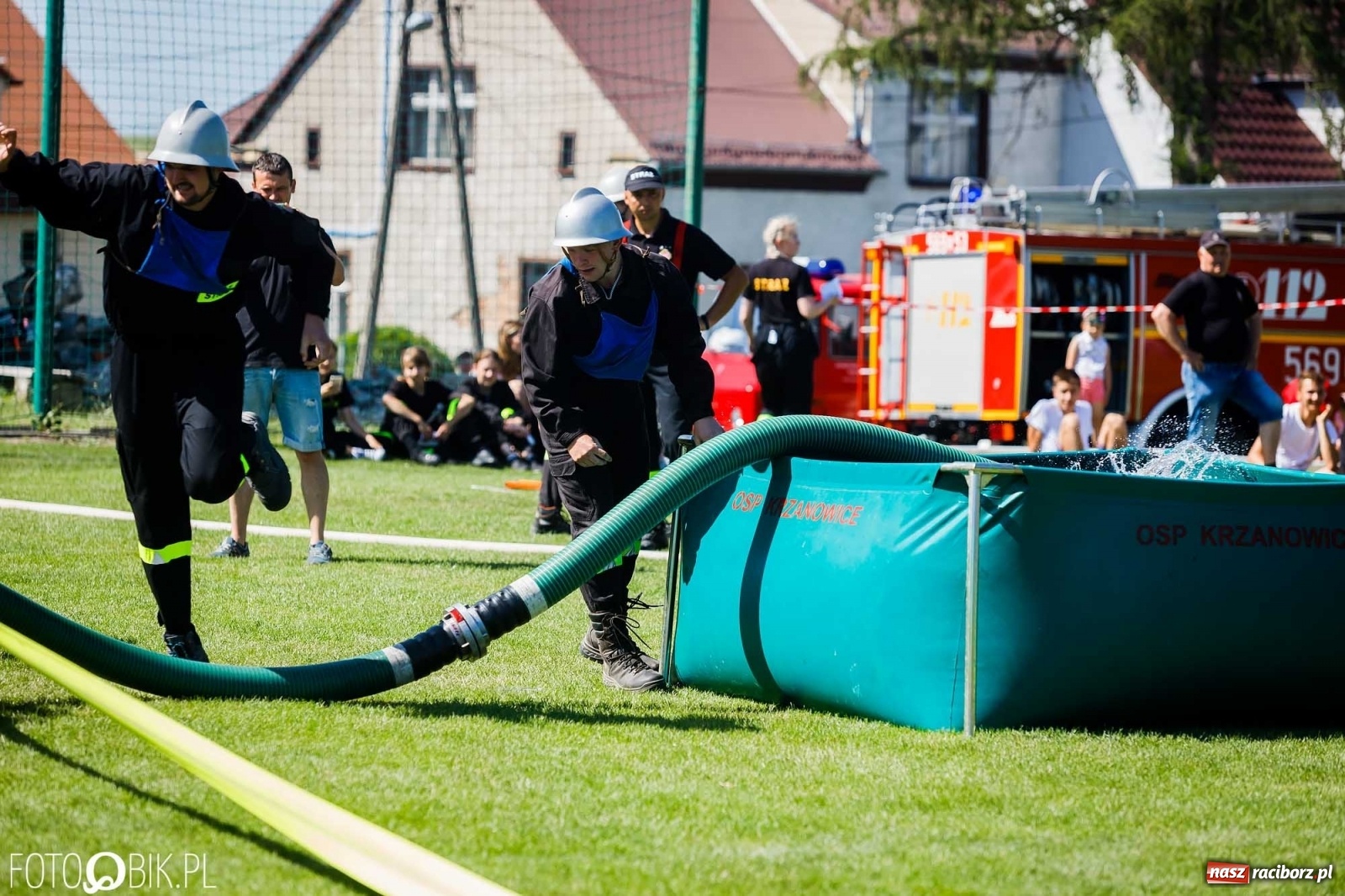 Zdjęcie w galerii na portalu naszraciborz.pl: Gminne zawody OSP. Trzy trofea dla Krzanowic, jedno dla Borucina [FOTO i WIDEO] wiadomości z regionu