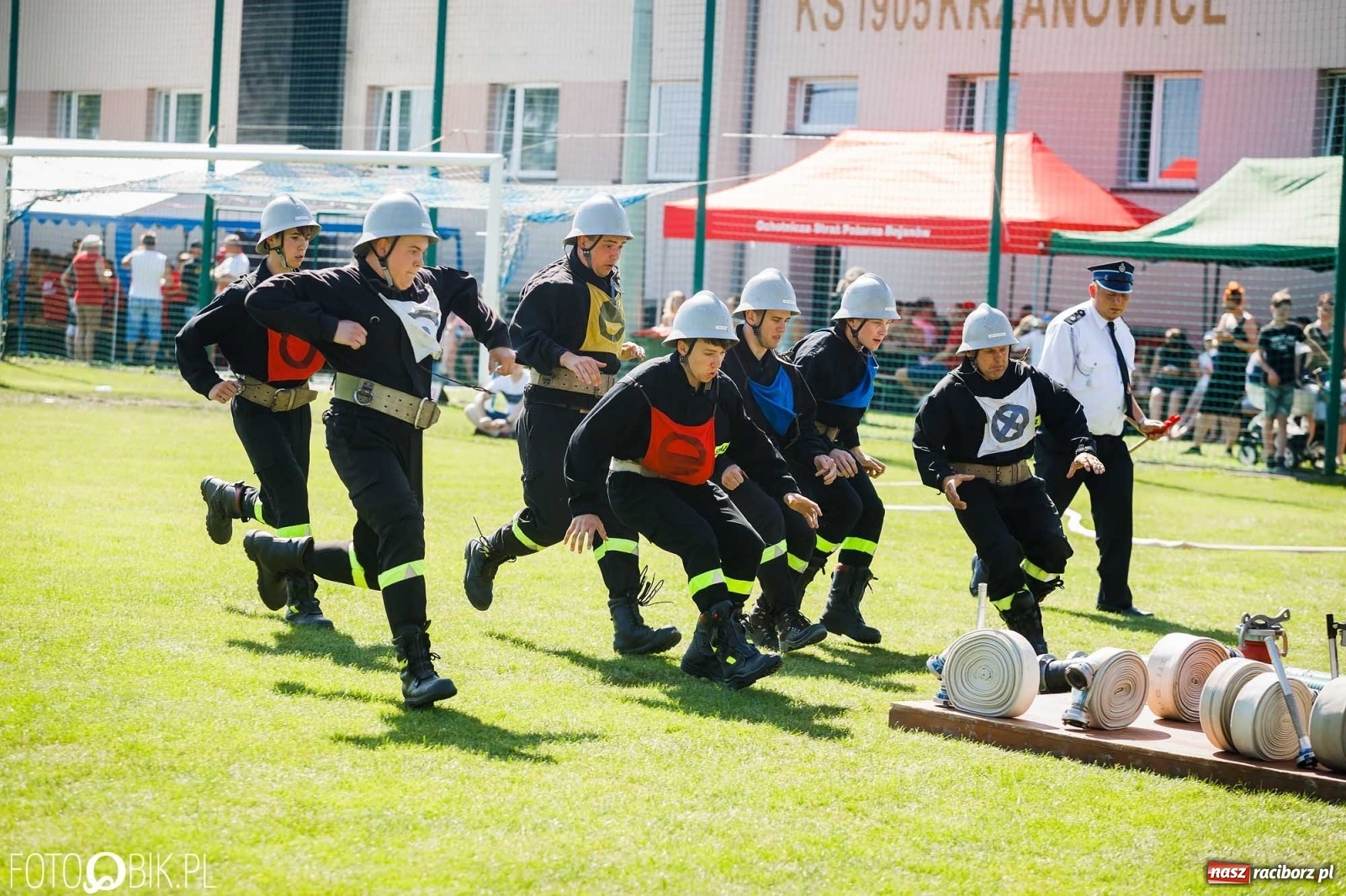 Zdjęcie w galerii na portalu naszraciborz.pl: Gminne zawody OSP. Trzy trofea dla Krzanowic, jedno dla Borucina [FOTO i WIDEO] wiadomości z regionu