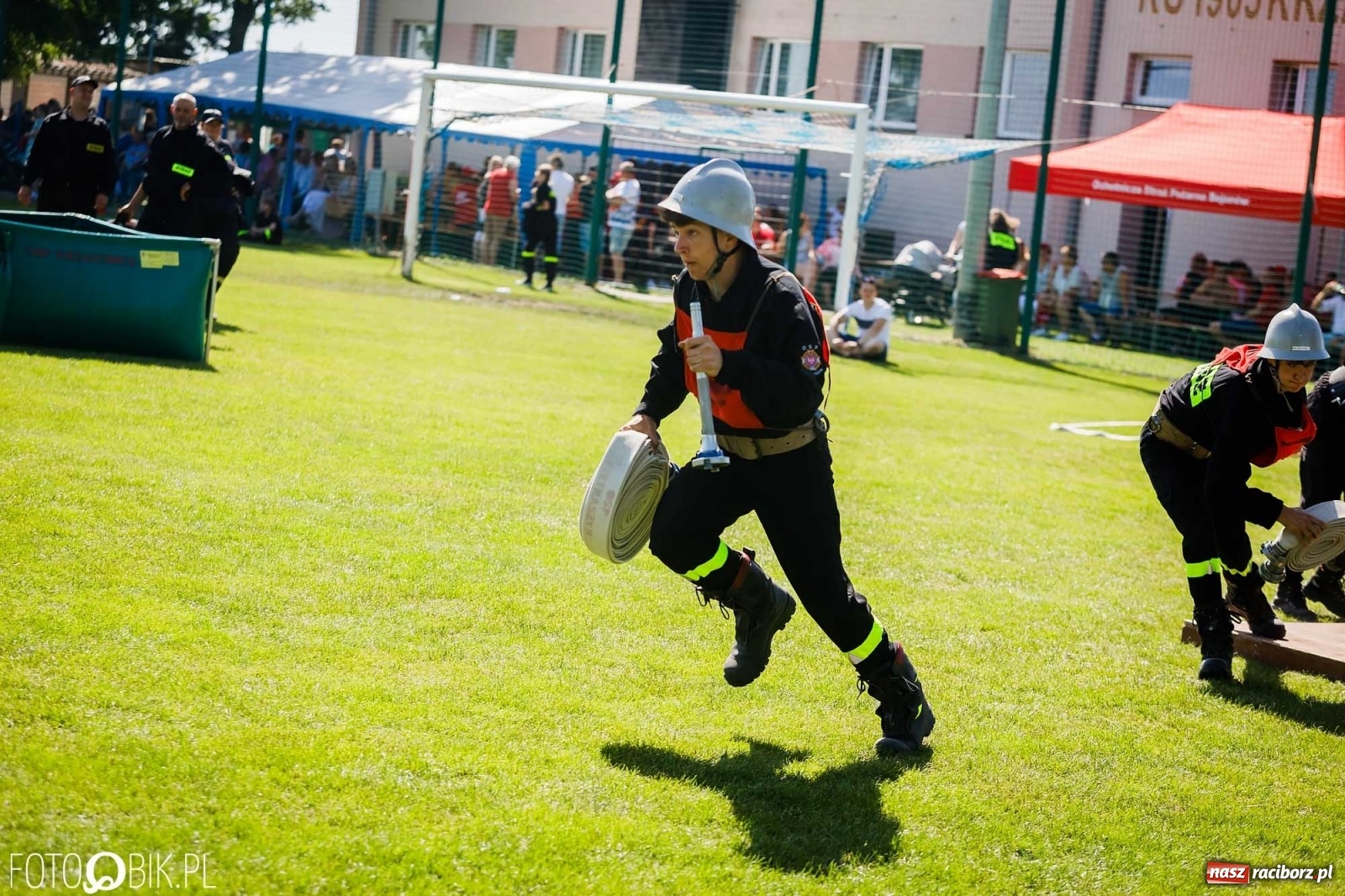 Zdjęcie w galerii na portalu naszraciborz.pl: Gminne zawody OSP. Trzy trofea dla Krzanowic, jedno dla Borucina [FOTO i WIDEO] wiadomości z regionu