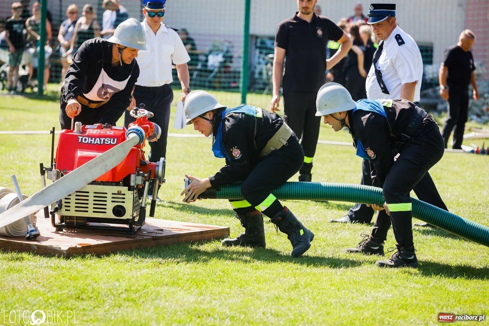 Zdjęcie w galerii na portalu naszraciborz.pl: Gminne zawody OSP. Trzy trofea dla Krzanowic, jedno dla Borucina [FOTO i WIDEO] wiadomości z regionu