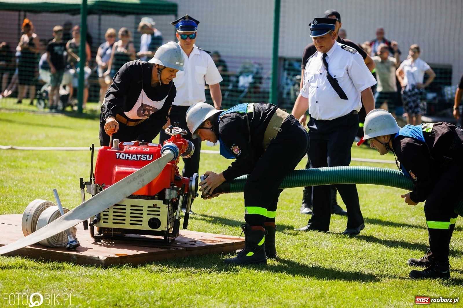 Zdjęcie w galerii na portalu naszraciborz.pl: Gminne zawody OSP. Trzy trofea dla Krzanowic, jedno dla Borucina [FOTO i WIDEO] wiadomości z regionu