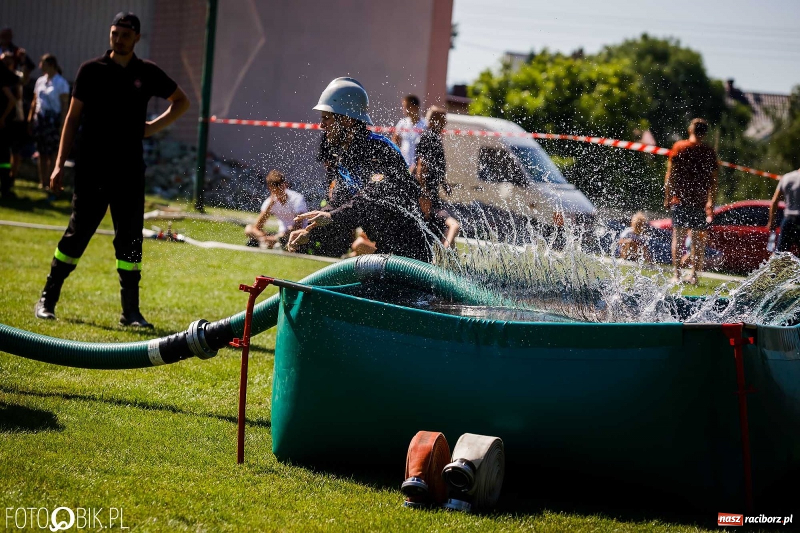 Zdjęcie w galerii na portalu naszraciborz.pl: Gminne zawody OSP. Trzy trofea dla Krzanowic, jedno dla Borucina [FOTO i WIDEO] wiadomości z regionu