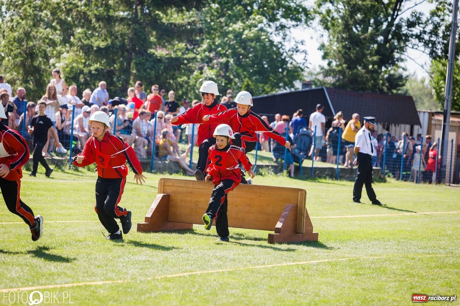 Zdjęcie w galerii na portalu naszraciborz.pl: Gminne zawody OSP. Trzy trofea dla Krzanowic, jedno dla Borucina [FOTO i WIDEO] wiadomości z regionu