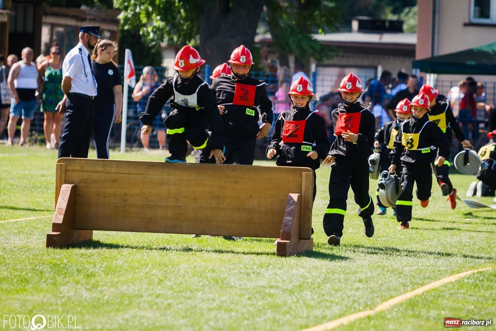 Zdjęcie w galerii na portalu naszraciborz.pl: Gminne zawody OSP. Trzy trofea dla Krzanowic, jedno dla Borucina [FOTO i WIDEO] wiadomości z regionu