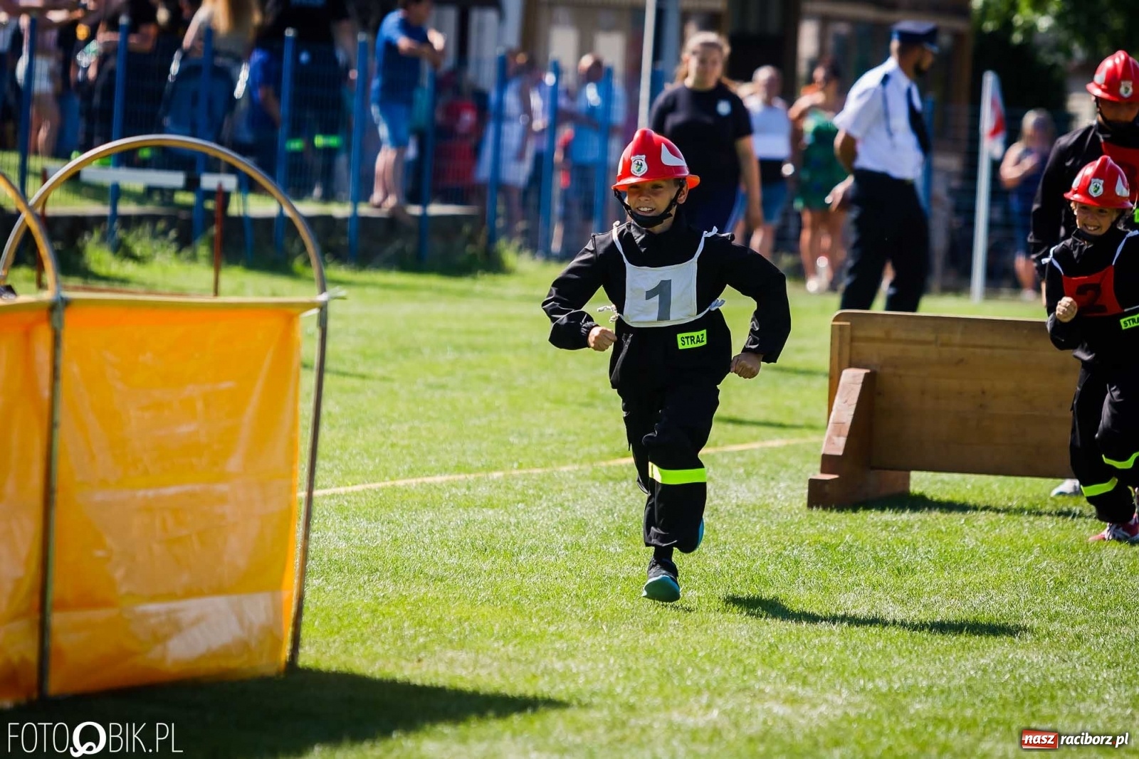 Zdjęcie w galerii na portalu naszraciborz.pl: Gminne zawody OSP. Trzy trofea dla Krzanowic, jedno dla Borucina [FOTO i WIDEO] wiadomości z regionu