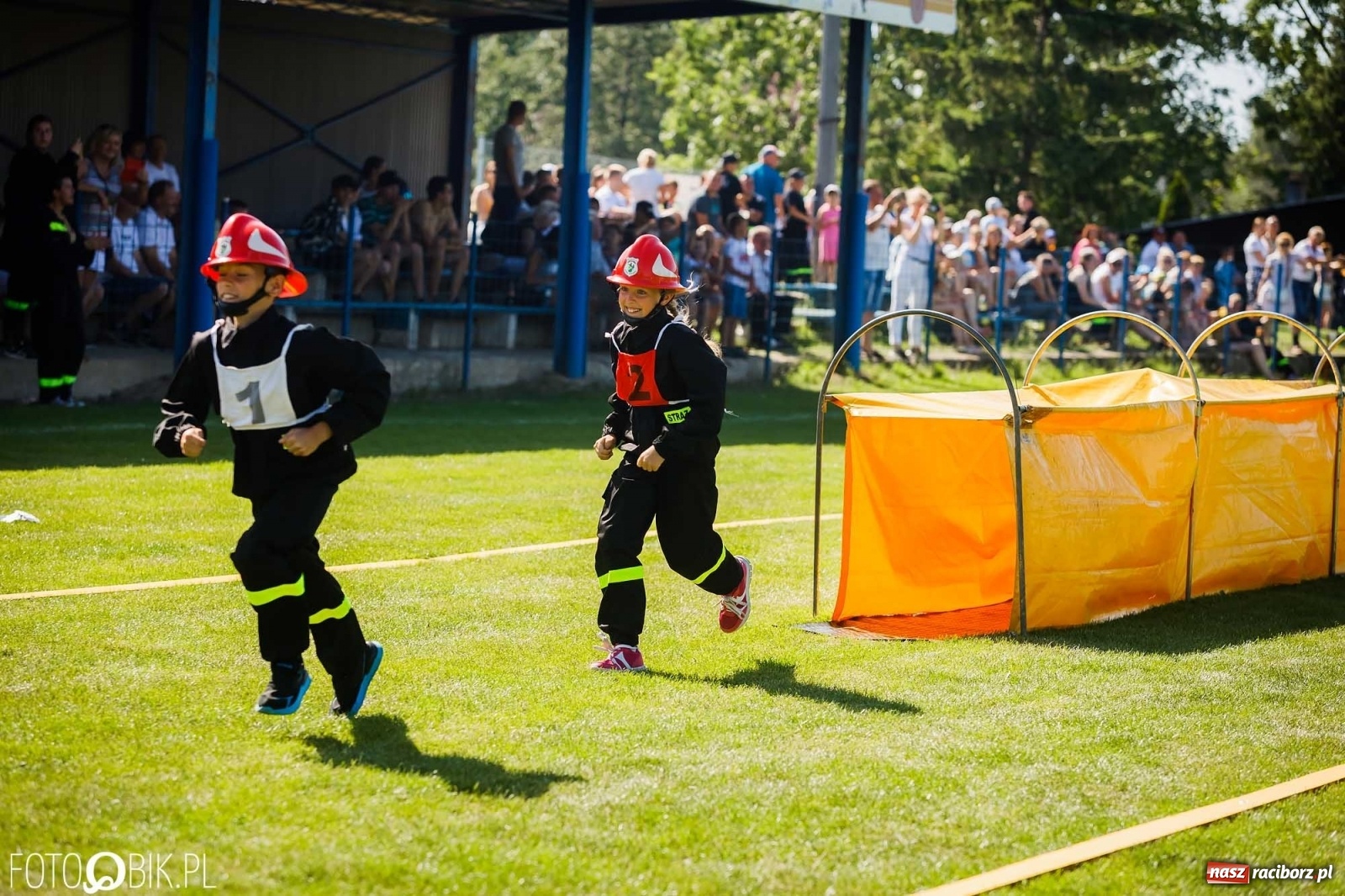 Zdjęcie w galerii na portalu naszraciborz.pl: Gminne zawody OSP. Trzy trofea dla Krzanowic, jedno dla Borucina [FOTO i WIDEO] wiadomości z regionu