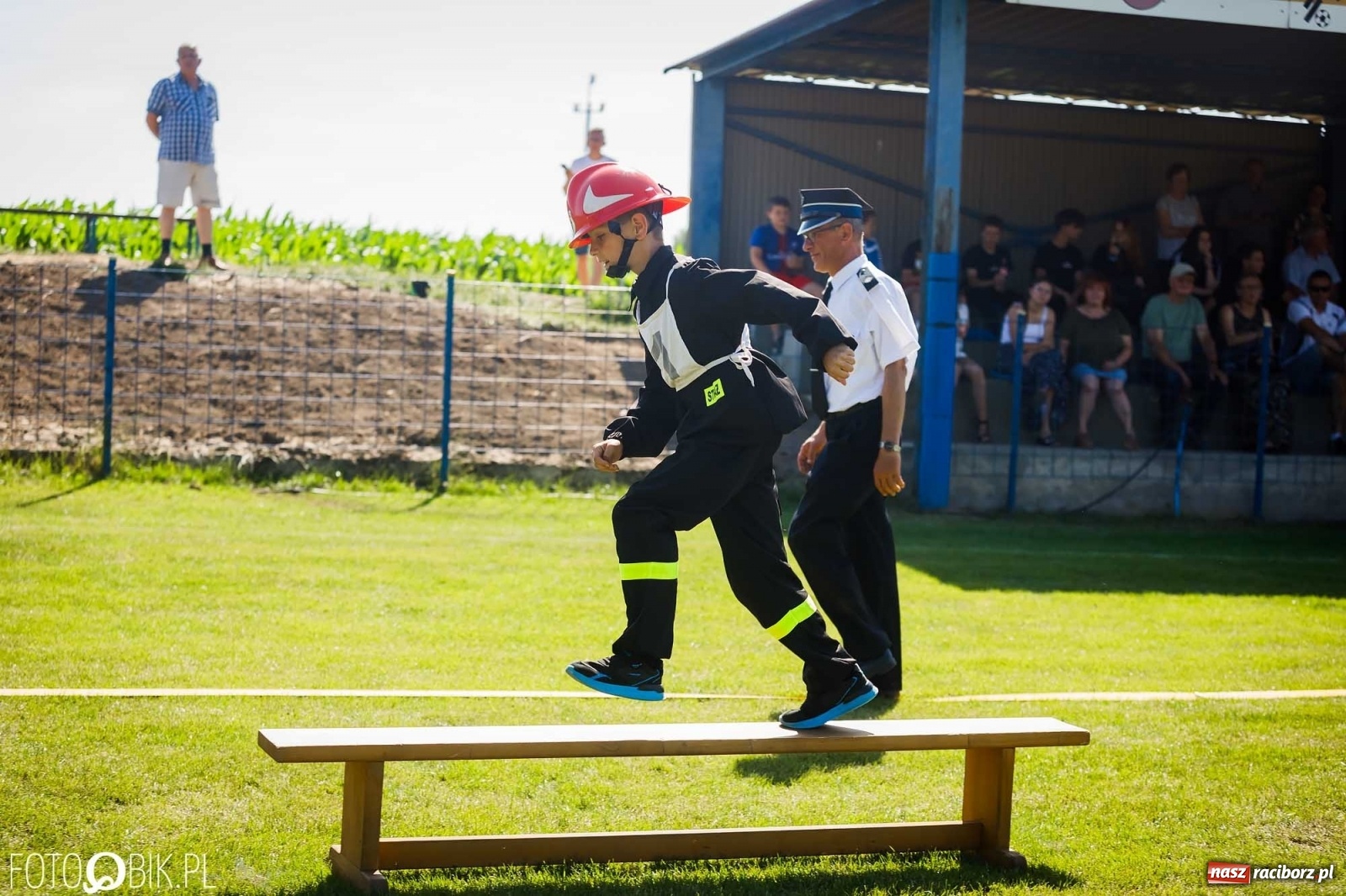 Zdjęcie w galerii na portalu naszraciborz.pl: Gminne zawody OSP. Trzy trofea dla Krzanowic, jedno dla Borucina [FOTO i WIDEO] wiadomości z regionu