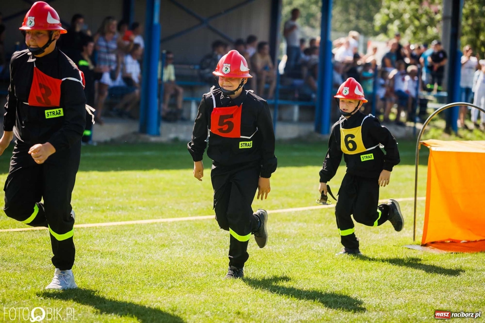 Zdjęcie w galerii na portalu naszraciborz.pl: Gminne zawody OSP. Trzy trofea dla Krzanowic, jedno dla Borucina [FOTO i WIDEO] wiadomości z regionu