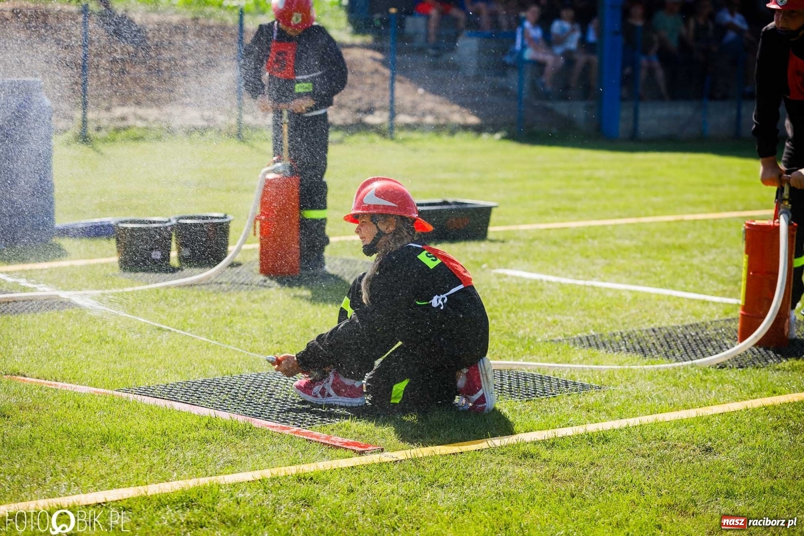 Zdjęcie w galerii na portalu naszraciborz.pl: Gminne zawody OSP. Trzy trofea dla Krzanowic, jedno dla Borucina [FOTO i WIDEO] wiadomości z regionu