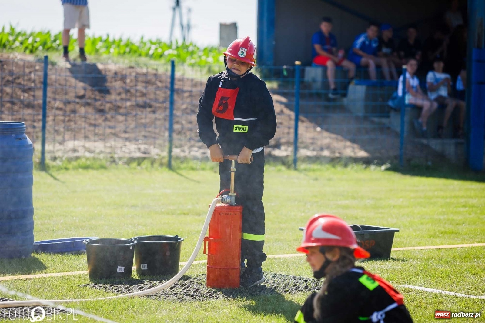 Zdjęcie w galerii na portalu naszraciborz.pl: Gminne zawody OSP. Trzy trofea dla Krzanowic, jedno dla Borucina [FOTO i WIDEO] wiadomości z regionu