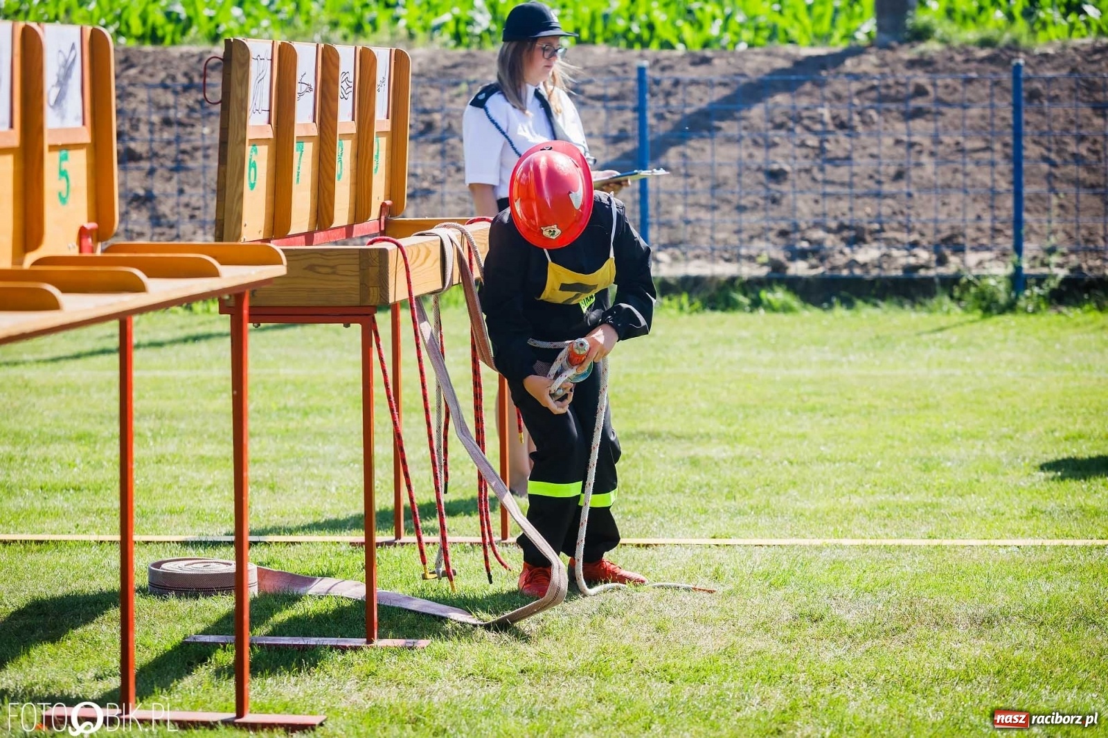 Zdjęcie w galerii na portalu naszraciborz.pl: Gminne zawody OSP. Trzy trofea dla Krzanowic, jedno dla Borucina [FOTO i WIDEO] wiadomości z regionu