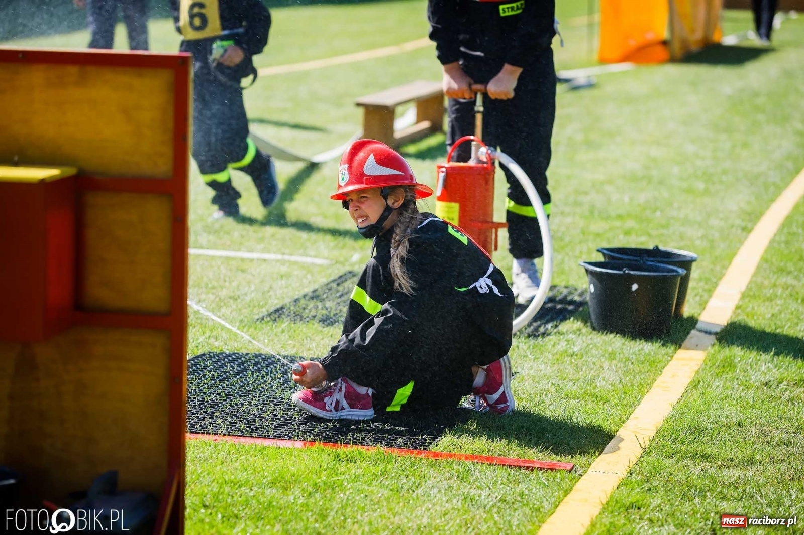 Zdjęcie w galerii na portalu naszraciborz.pl: Gminne zawody OSP. Trzy trofea dla Krzanowic, jedno dla Borucina [FOTO i WIDEO] wiadomości z regionu