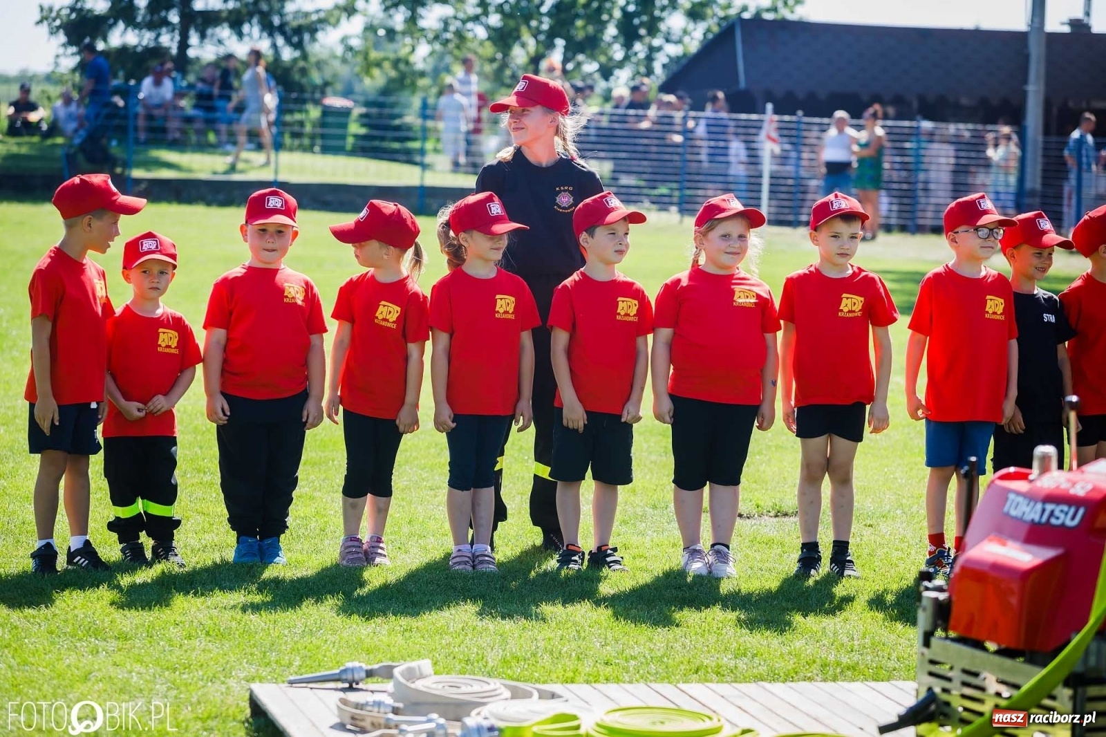 Zdjęcie w galerii na portalu naszraciborz.pl: Gminne zawody OSP. Trzy trofea dla Krzanowic, jedno dla Borucina [FOTO i WIDEO] wiadomości z regionu