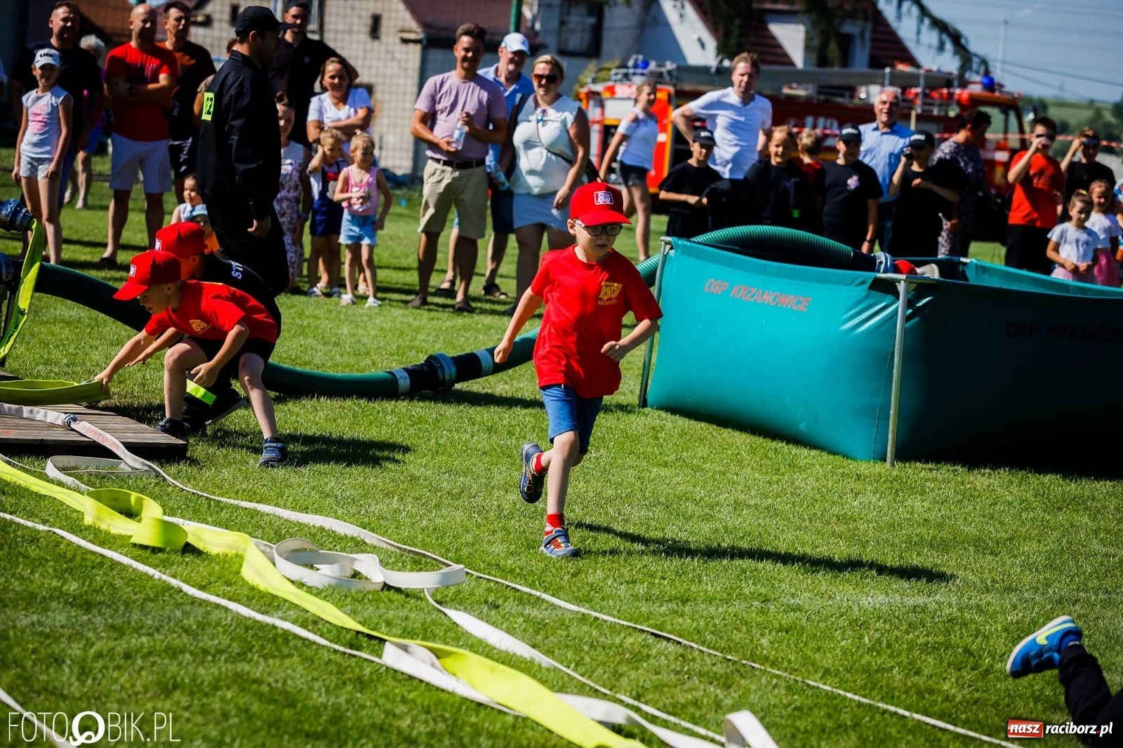 Zdjęcie w galerii na portalu naszraciborz.pl: Gminne zawody OSP. Trzy trofea dla Krzanowic, jedno dla Borucina [FOTO i WIDEO] wiadomości z regionu