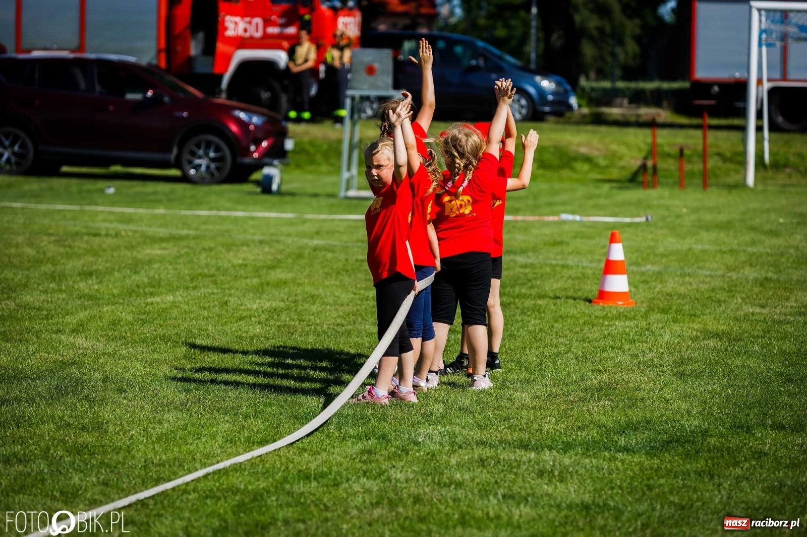 Zdjęcie w galerii na portalu naszraciborz.pl: Gminne zawody OSP. Trzy trofea dla Krzanowic, jedno dla Borucina [FOTO i WIDEO] wiadomości z regionu