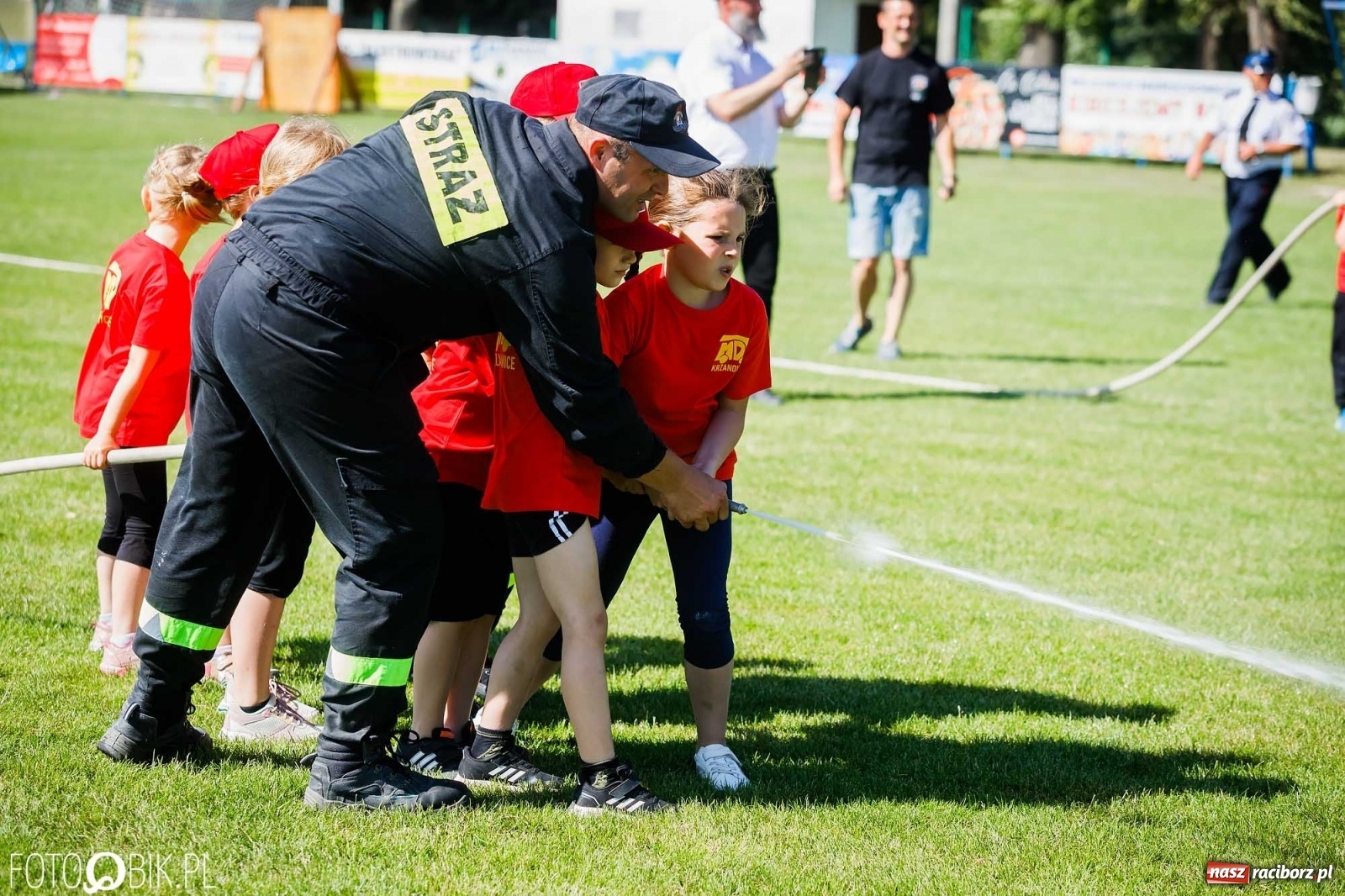 Zdjęcie w galerii na portalu naszraciborz.pl: Gminne zawody OSP. Trzy trofea dla Krzanowic, jedno dla Borucina [FOTO i WIDEO] wiadomości z regionu