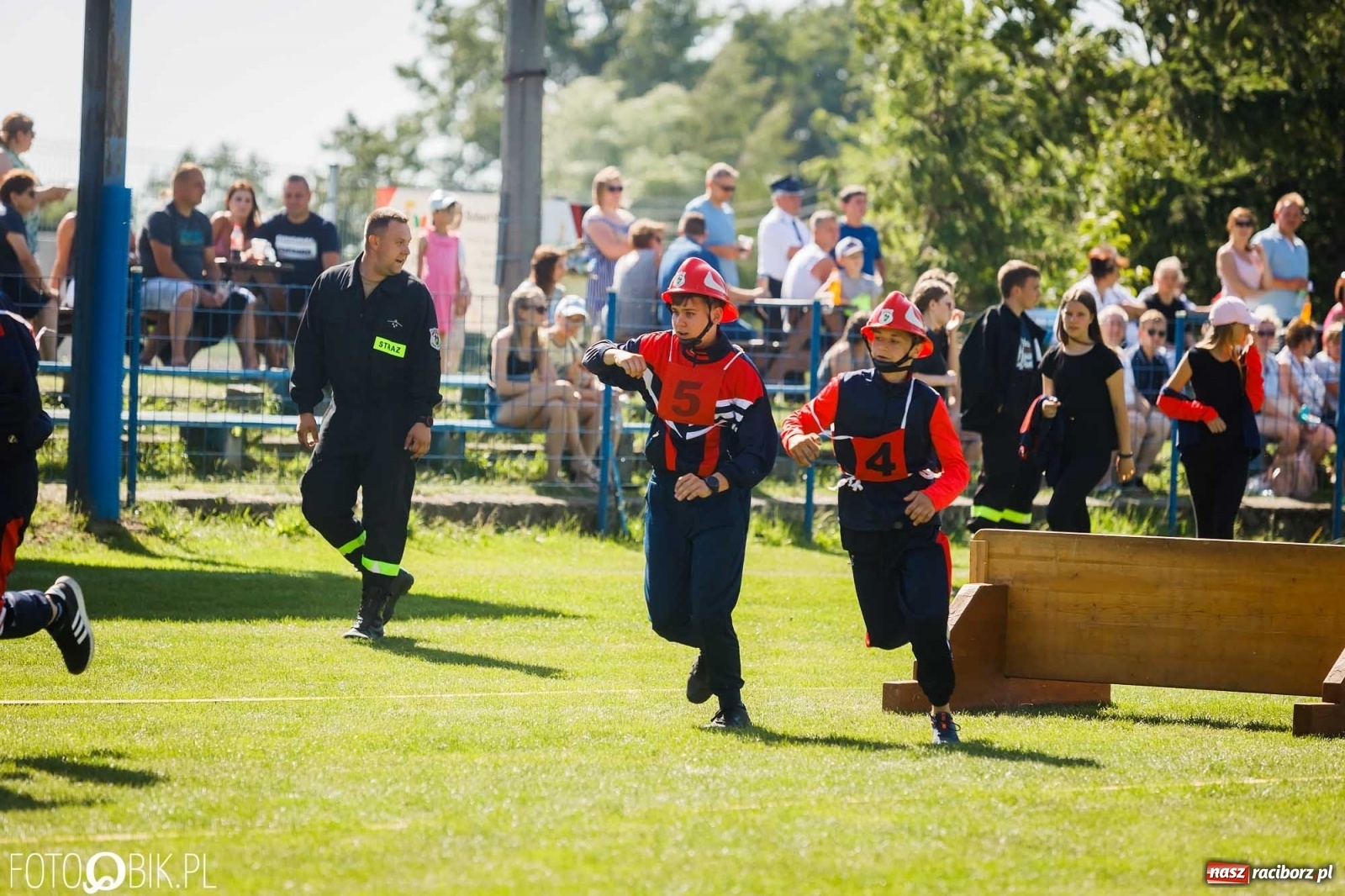 Zdjęcie w galerii na portalu naszraciborz.pl: Gminne zawody OSP. Trzy trofea dla Krzanowic, jedno dla Borucina [FOTO i WIDEO] wiadomości z regionu