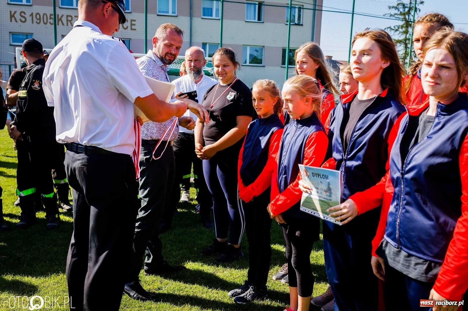 Zdjęcie w galerii na portalu naszraciborz.pl: Gminne zawody OSP. Trzy trofea dla Krzanowic, jedno dla Borucina [FOTO i WIDEO] wiadomości z regionu