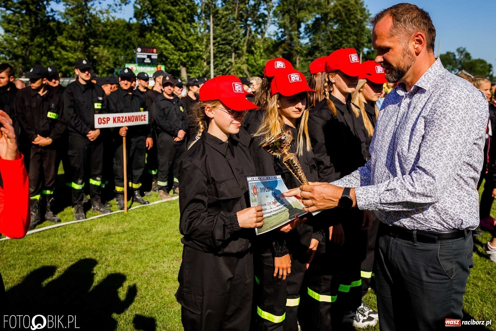 Zdjęcie w galerii na portalu naszraciborz.pl: Gminne zawody OSP. Trzy trofea dla Krzanowic, jedno dla Borucina [FOTO i WIDEO] wiadomości z regionu