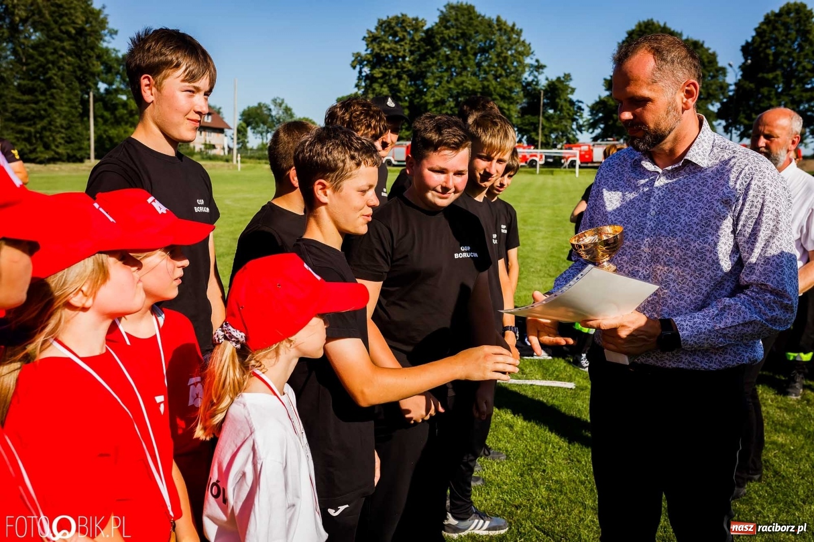 Zdjęcie w galerii na portalu naszraciborz.pl: Gminne zawody OSP. Trzy trofea dla Krzanowic, jedno dla Borucina [FOTO i WIDEO] wiadomości z regionu