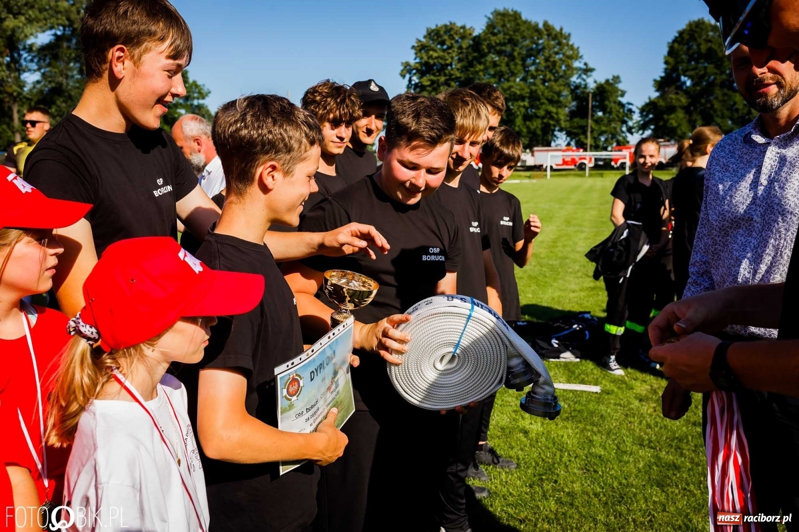 Zdjęcie w galerii na portalu naszraciborz.pl: Gminne zawody OSP. Trzy trofea dla Krzanowic, jedno dla Borucina [FOTO i WIDEO] wiadomości z regionu