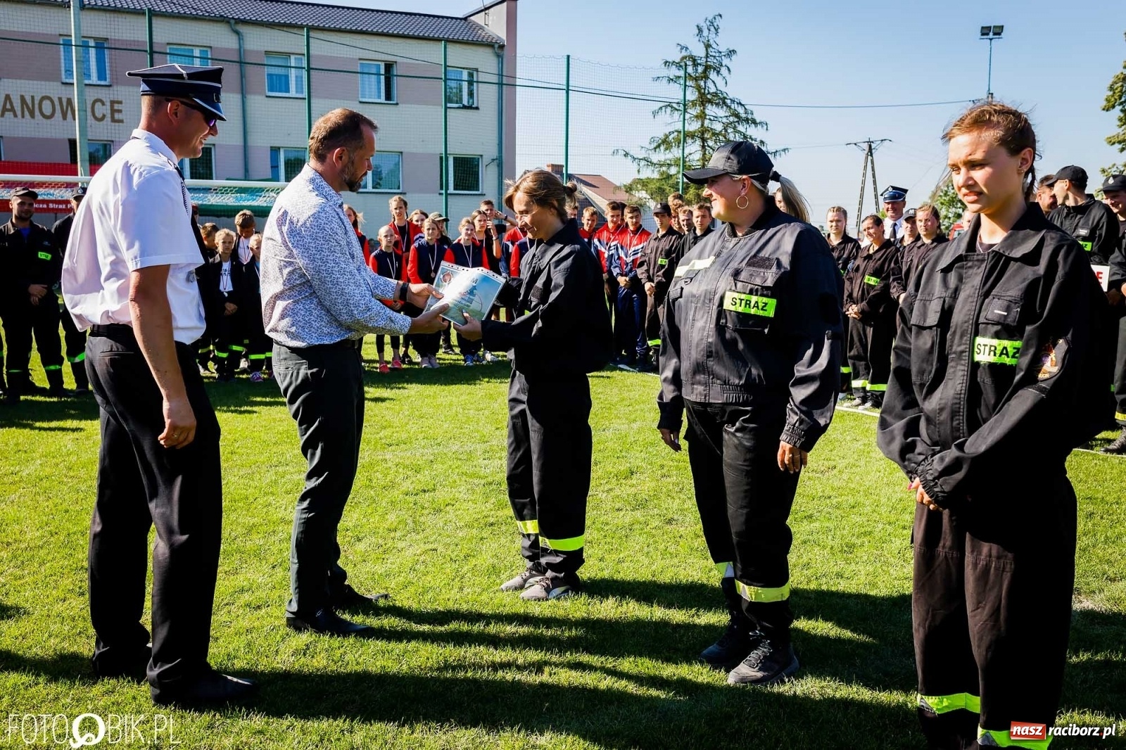 Zdjęcie w galerii na portalu naszraciborz.pl: Gminne zawody OSP. Trzy trofea dla Krzanowic, jedno dla Borucina [FOTO i WIDEO] wiadomości z regionu