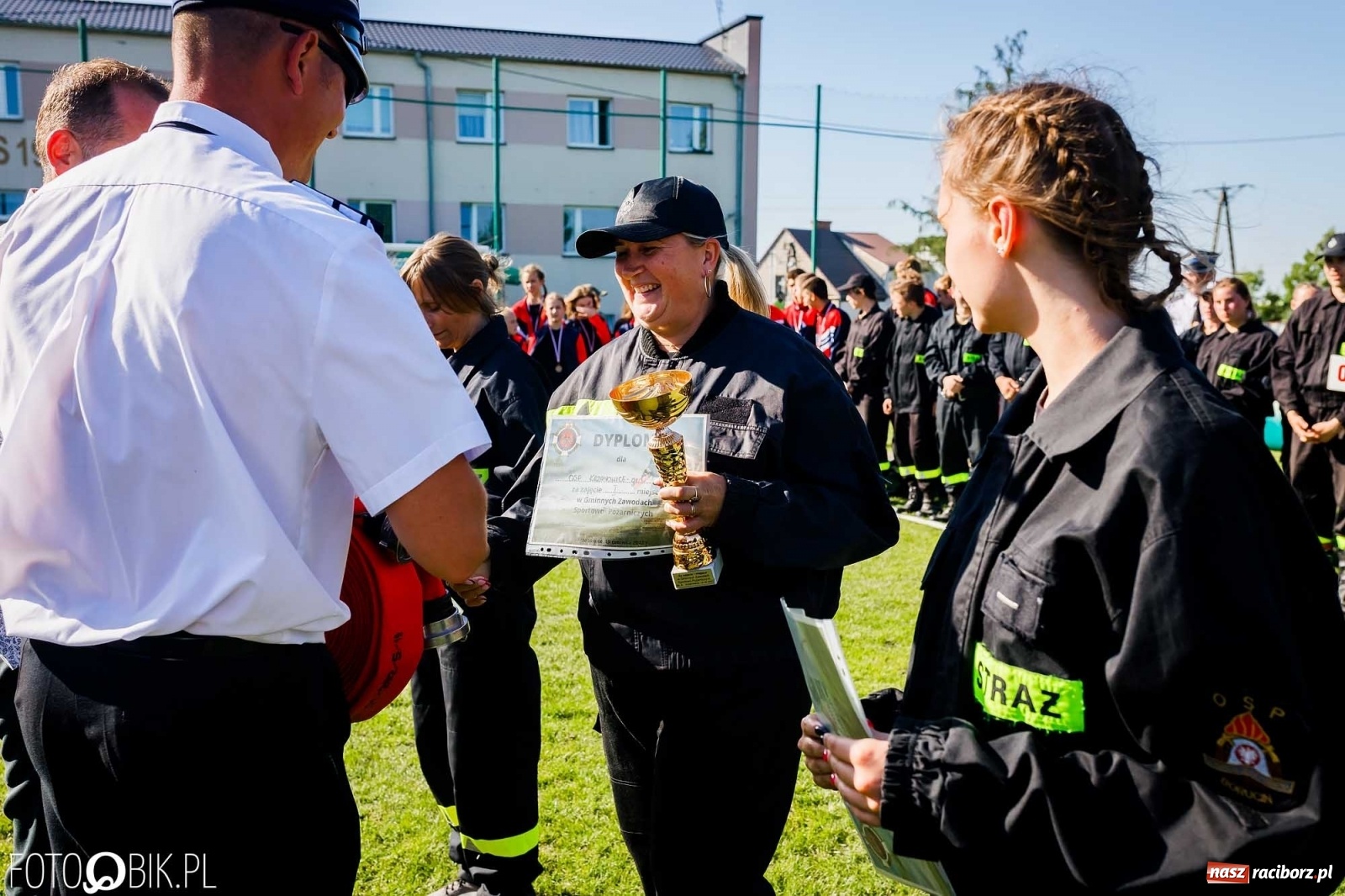 Zdjęcie w galerii na portalu naszraciborz.pl: Gminne zawody OSP. Trzy trofea dla Krzanowic, jedno dla Borucina [FOTO i WIDEO] wiadomości z regionu