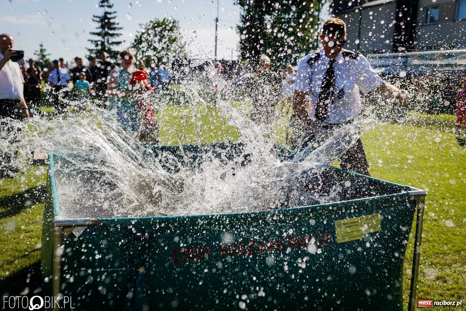 Zdjęcie w galerii na portalu naszraciborz.pl: Gminne zawody OSP. Trzy trofea dla Krzanowic, jedno dla Borucina [FOTO i WIDEO] wiadomości z regionu