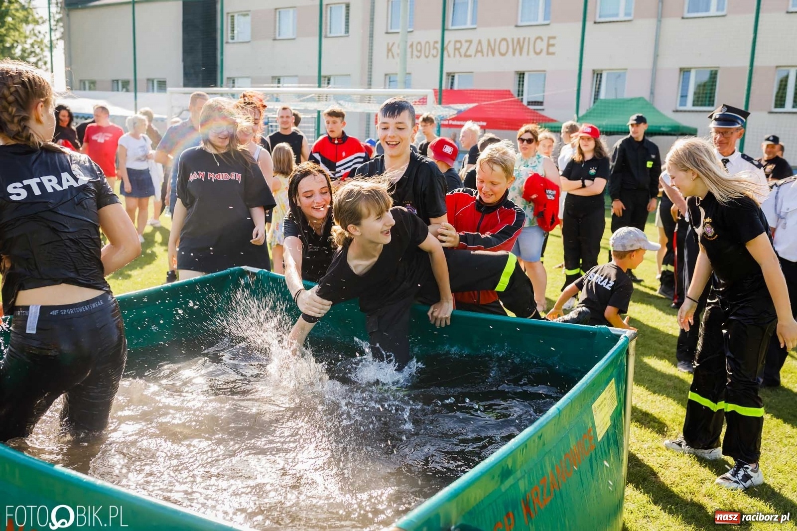 Zdjęcie w galerii na portalu naszraciborz.pl: Gminne zawody OSP. Trzy trofea dla Krzanowic, jedno dla Borucina [FOTO i WIDEO] wiadomości z regionu