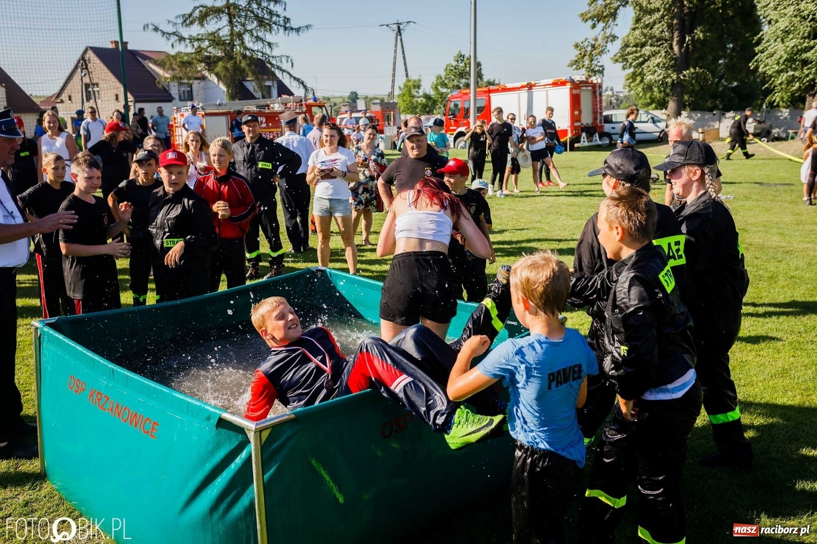 Zdjęcie w galerii na portalu naszraciborz.pl: Gminne zawody OSP. Trzy trofea dla Krzanowic, jedno dla Borucina [FOTO i WIDEO] wiadomości z regionu