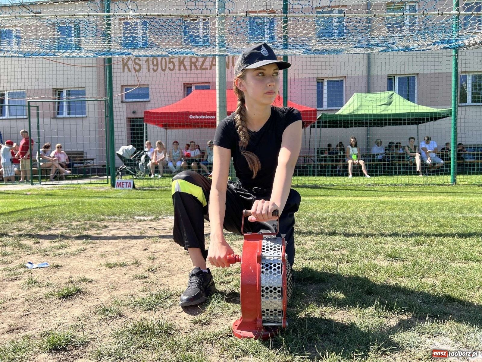 Zdjęcie w galerii na portalu naszraciborz.pl: Gminne zawody OSP. Trzy trofea dla Krzanowic, jedno dla Borucina [FOTO i WIDEO] wiadomości z regionu