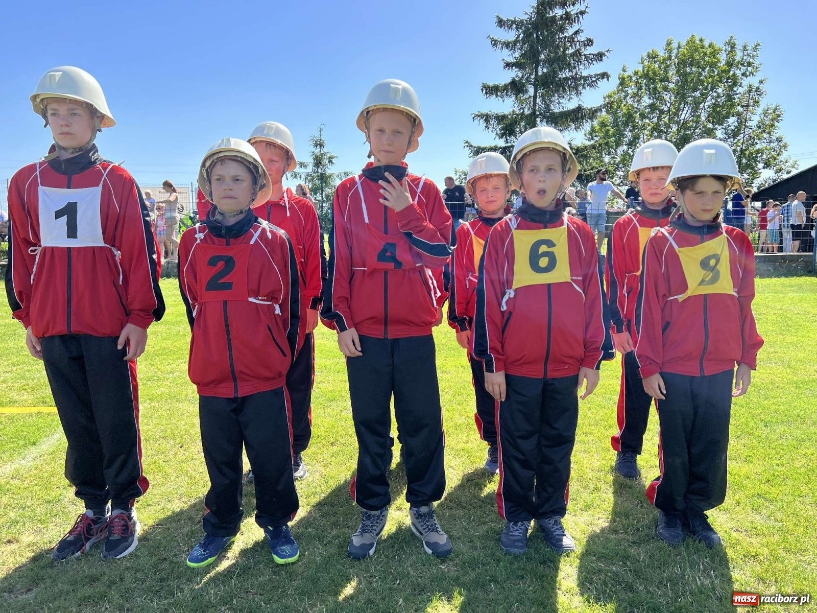 Zdjęcie w galerii na portalu naszraciborz.pl: Gminne zawody OSP. Trzy trofea dla Krzanowic, jedno dla Borucina [FOTO i WIDEO] wiadomości z regionu