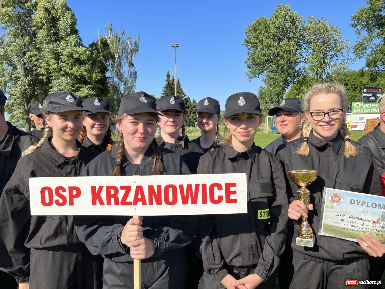 Zdjęcie w galerii na portalu naszraciborz.pl: Gminne zawody OSP. Trzy trofea dla Krzanowic, jedno dla Borucina [FOTO i WIDEO] wiadomości z regionu